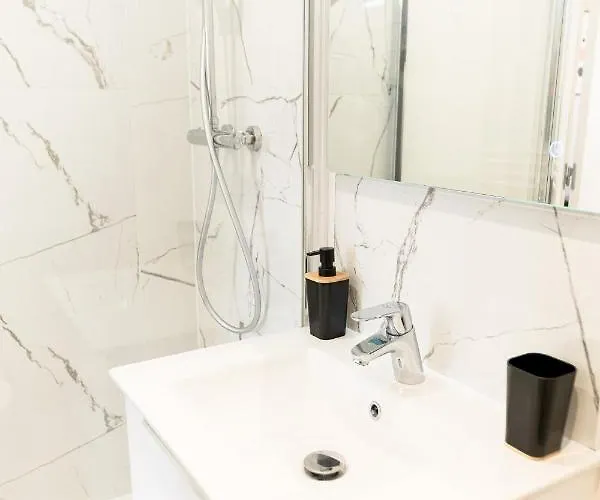 Le Moderne - Beau T2 - Belle Vue Sur Les Quais - Centre - Tram *