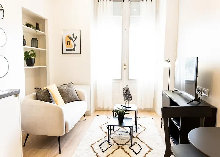 Le Moderne - Beau T2 - Belle Vue Sur Les Quais - Centre - Tram Apartment