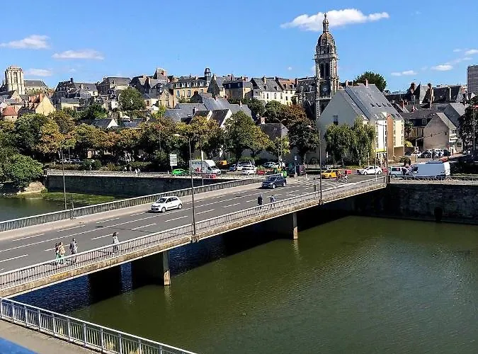 Le Moderne - Beau T2 - Belle Vue Sur Les Quais - Centre - Tram Apartment *